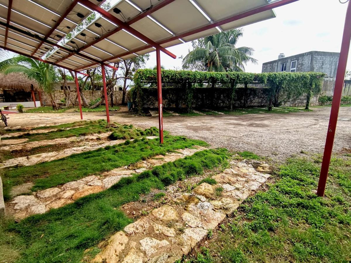 Río Lagartos 佩里克马里内洛旅馆酒店 外观 照片